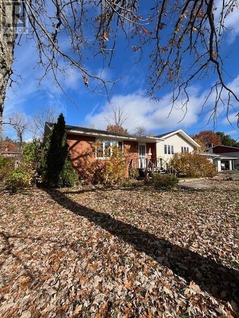 220 Lowe St, Massey, Ontario  P0P 1P0 - Photo 2 - 2125225