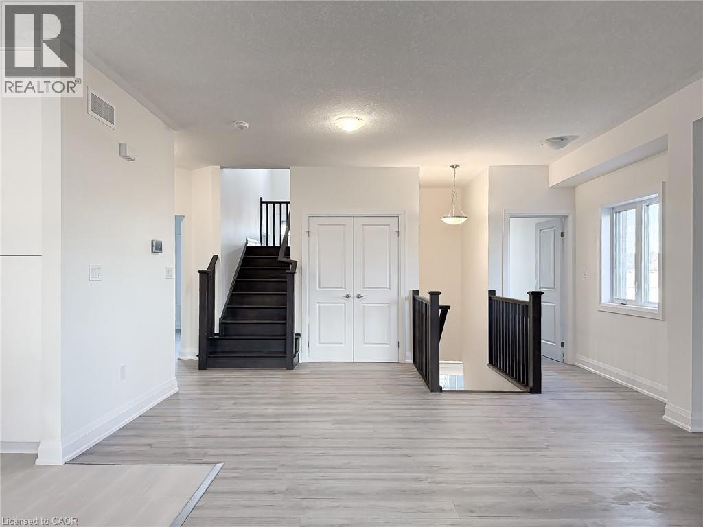 347 Canada Plum Street Unit# Upper, Waterloo, Ontario  N2V 0C3 - Photo 6 - 40781581