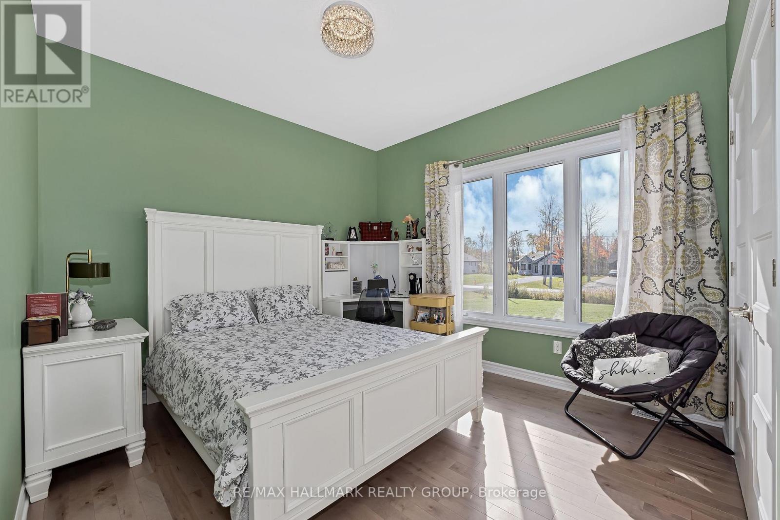 1350 Country Lane, North Dundas, Ontario  K0C 2K0 - Photo 20 - X12474511