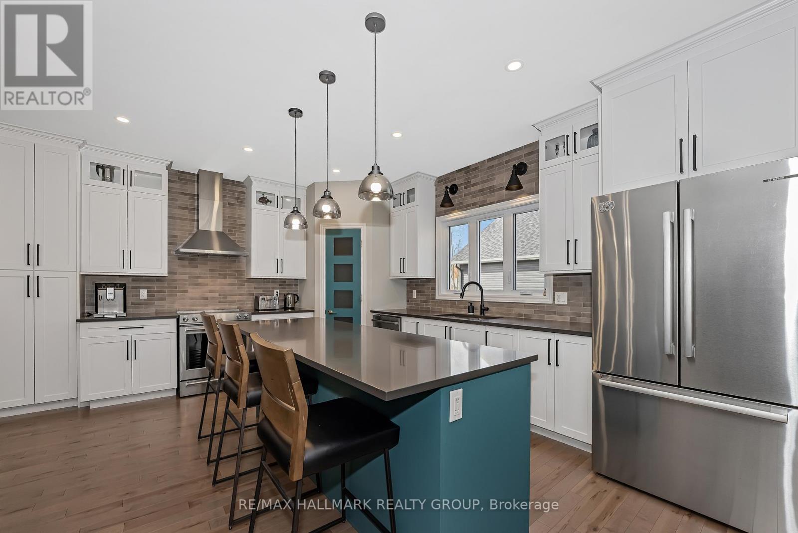 1350 Country Lane, North Dundas, Ontario  K0C 2K0 - Photo 12 - X12474511