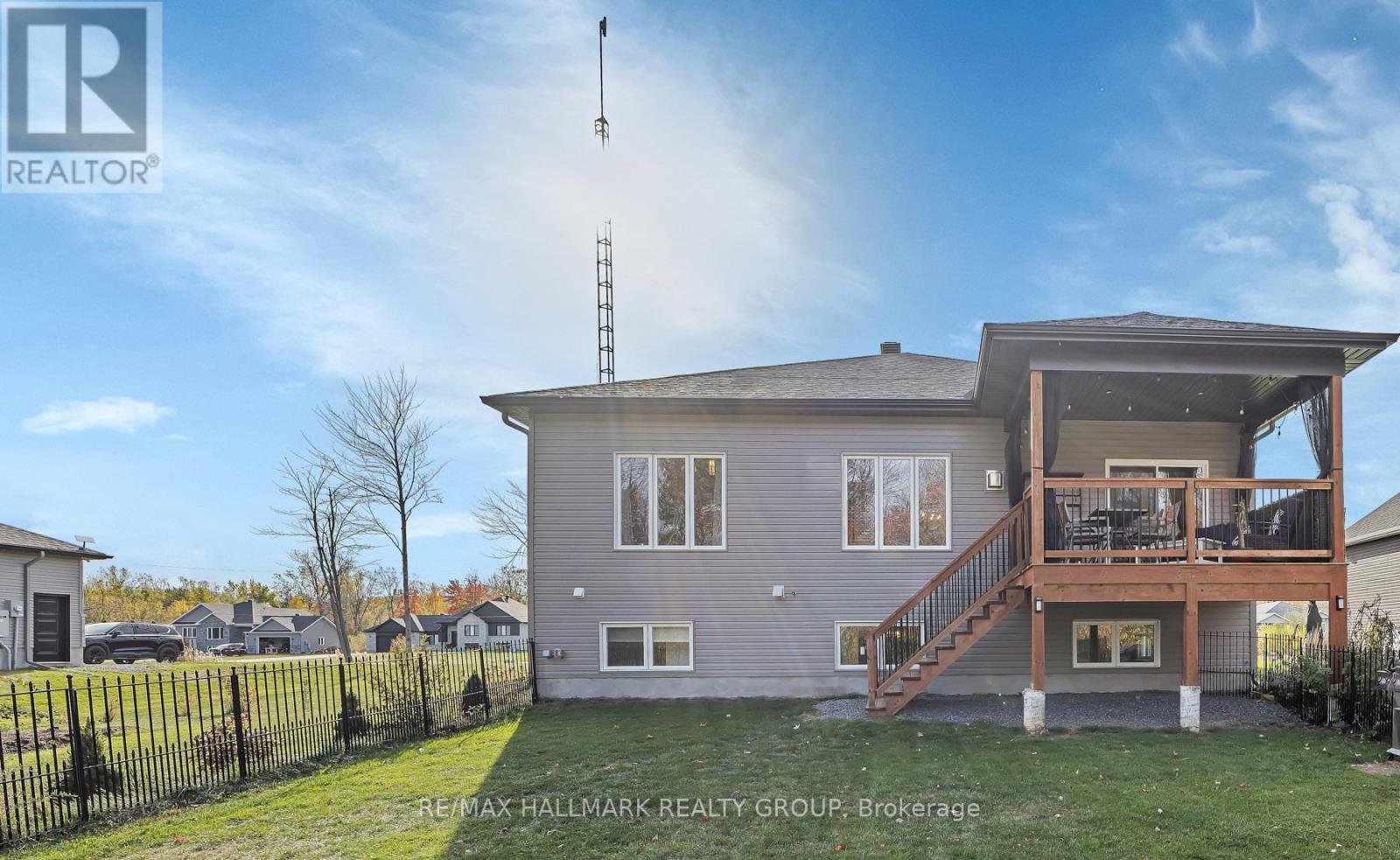 1350 Country Lane, North Dundas, Ontario  K0C 2K0 - Photo 37 - X12474511