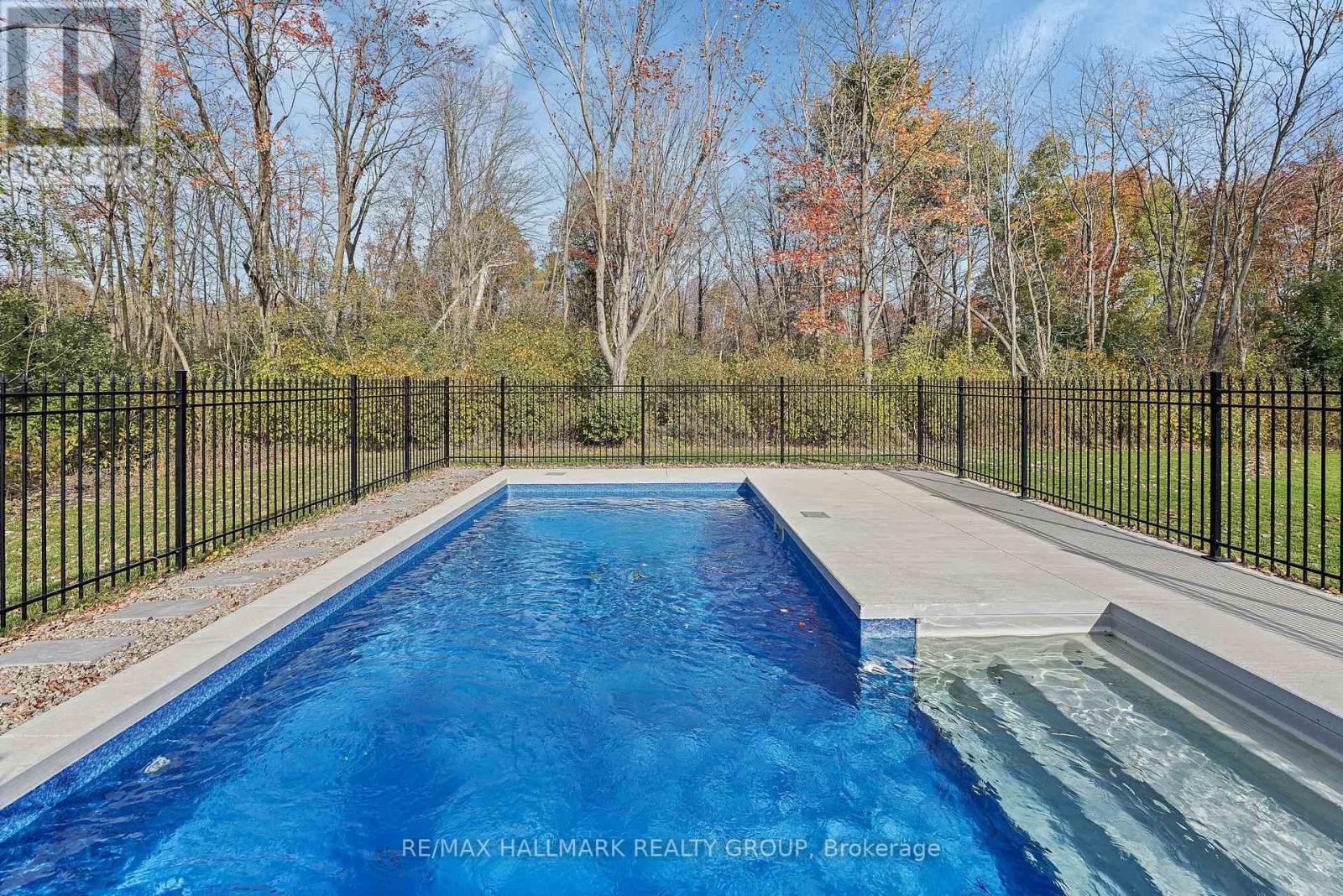 1350 Country Lane, North Dundas, Ontario  K0C 2K0 - Photo 34 - X12474511