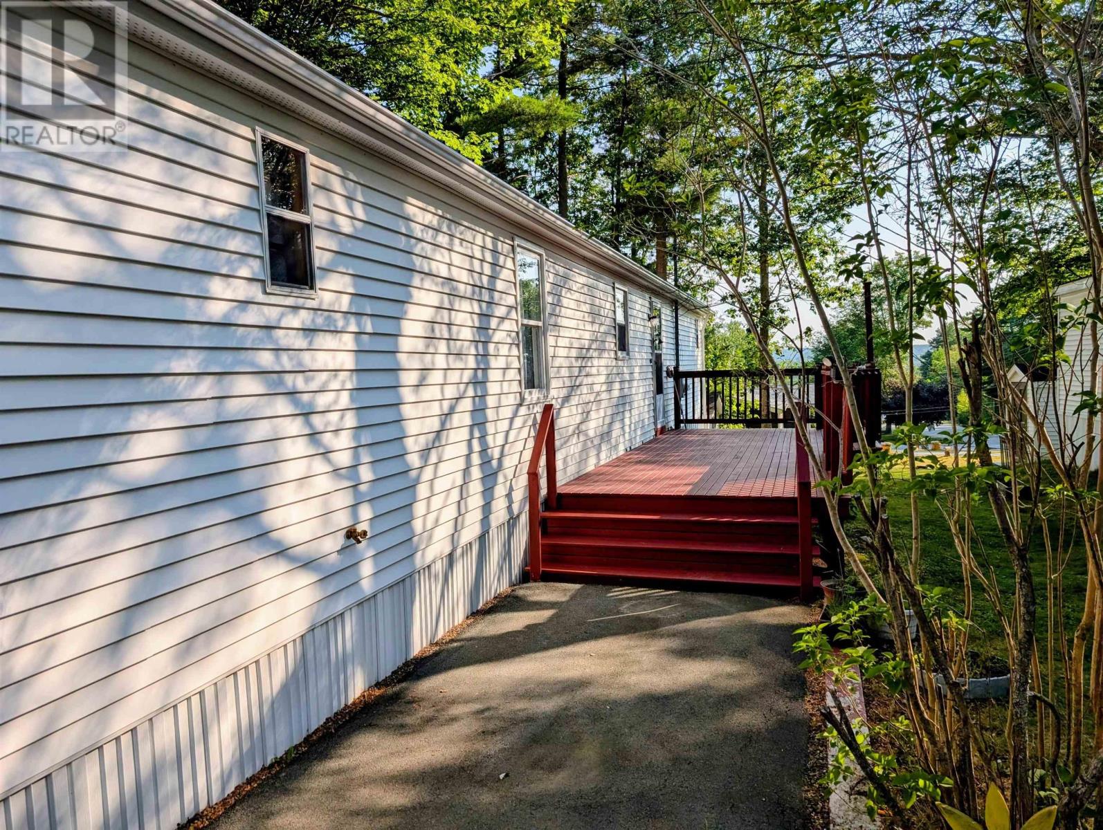 3 Summer Crescent, Bridgewater, Nova Scotia  B4V 3P4 - Photo 4 - 202519305