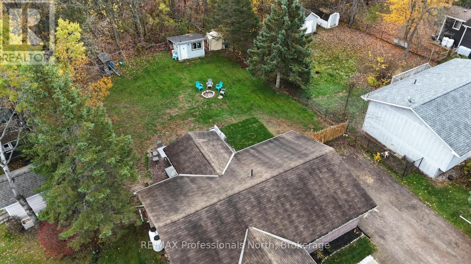 24 Anson Street, Minden Hills, Ontario  K0M 2K0 - Photo 9 - X12479243