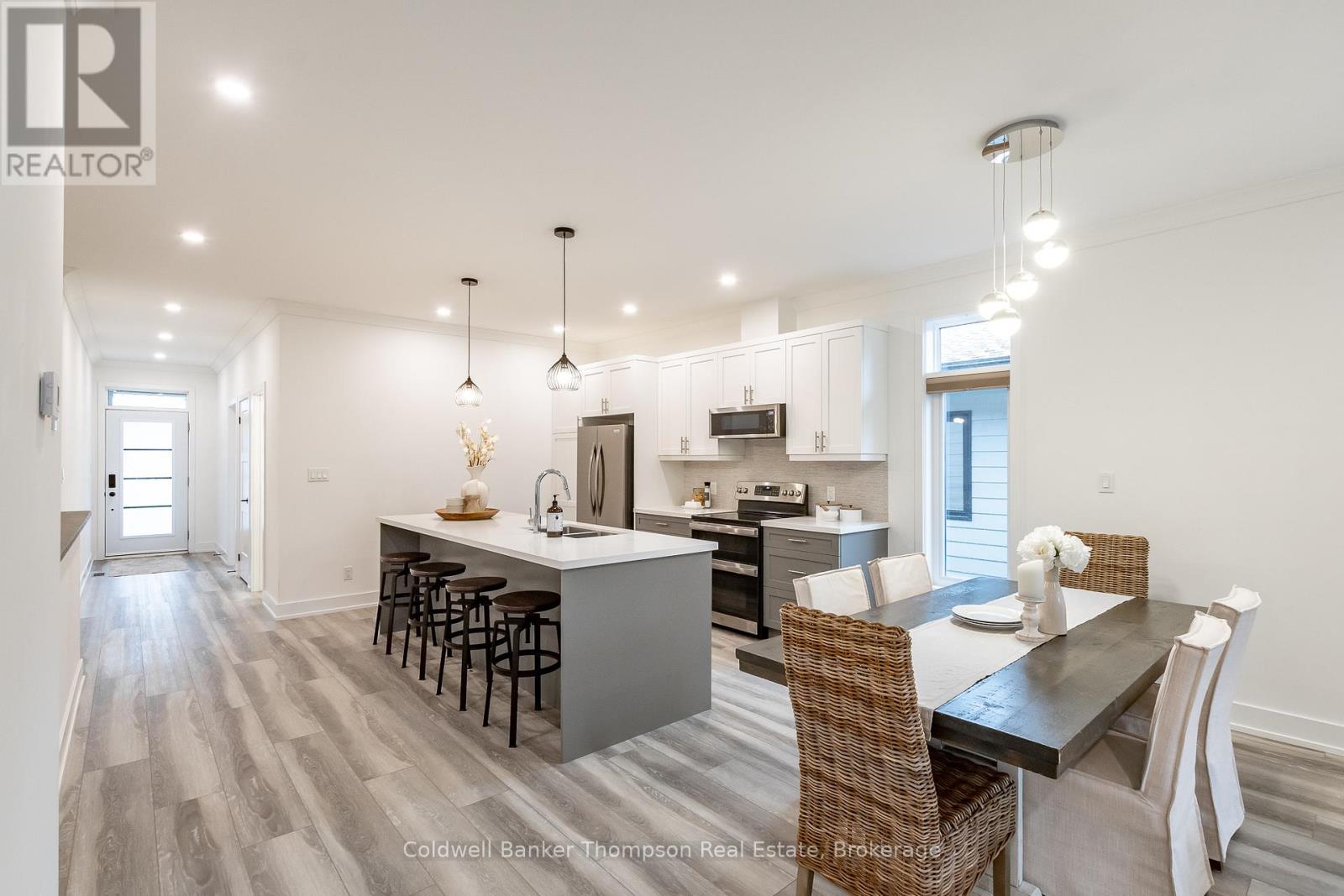37 Jack Street, Huntsville, Ontario  P1H 0G4 - Photo 17 - X12479246