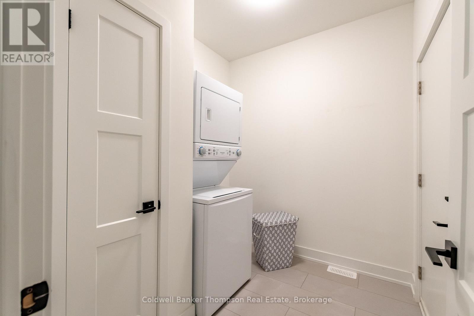 37 Jack Street, Huntsville, Ontario  P1H 0G4 - Photo 27 - X12479246