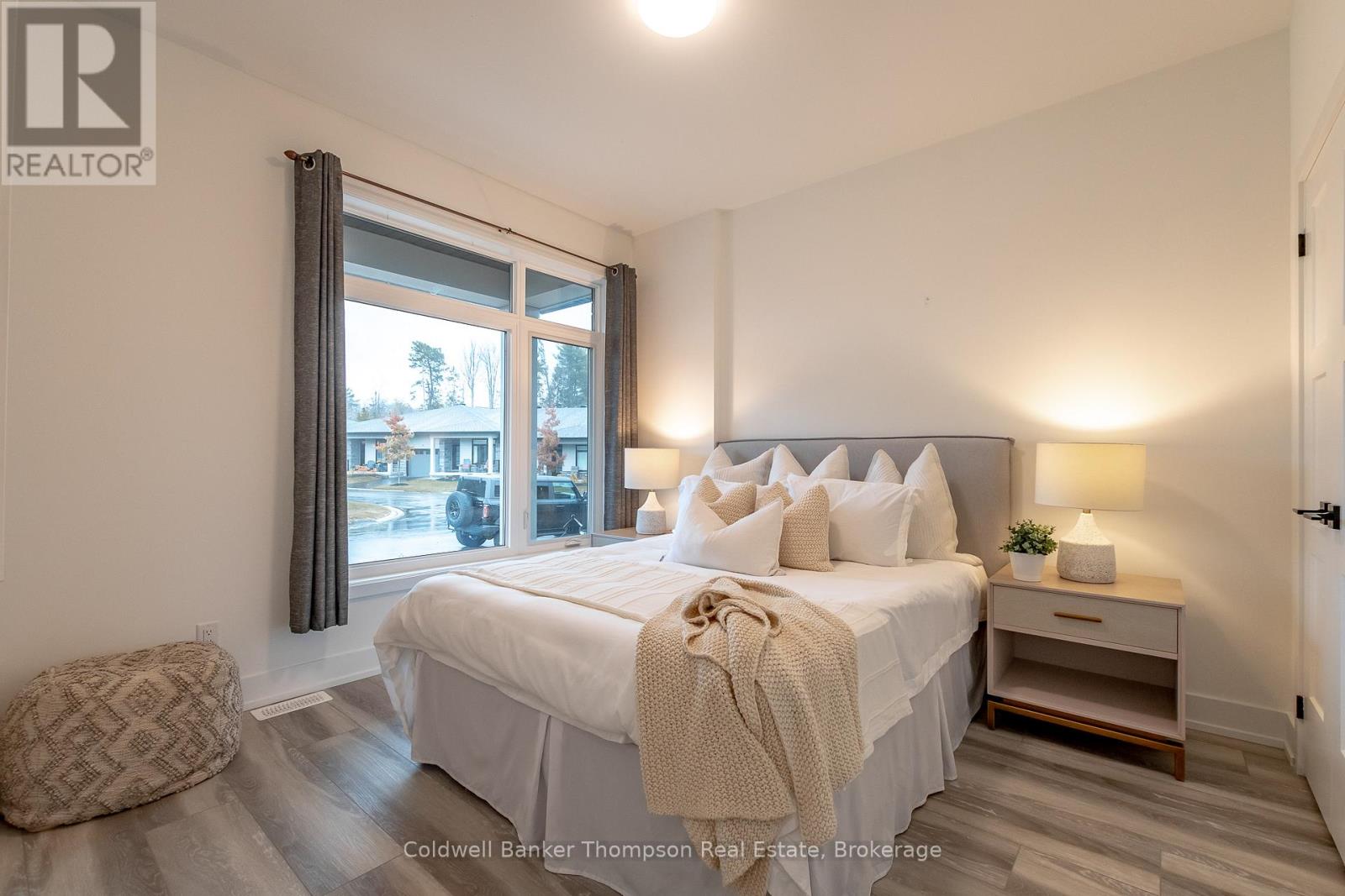 37 Jack Street, Huntsville, Ontario  P1H 0G4 - Photo 3 - X12479246