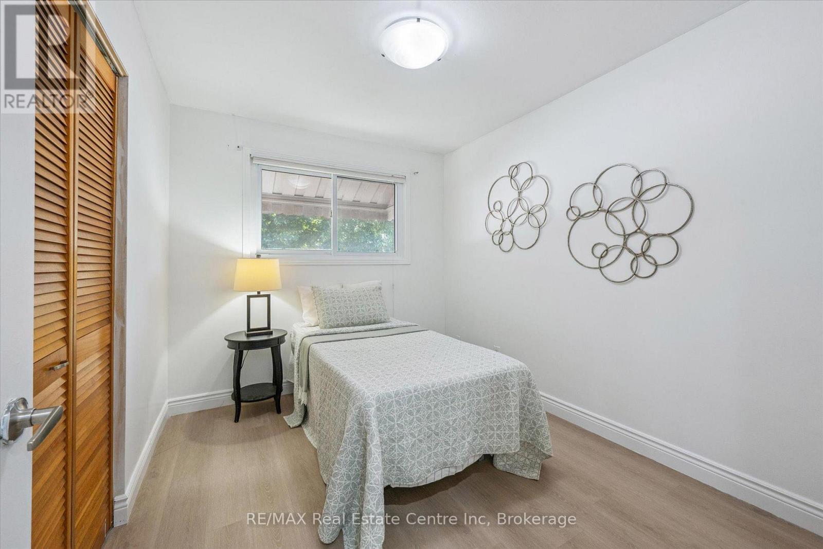 72 Ferndale Avenue, Guelph, Ontario  N1E 1B5 - Photo 11 - X12479277