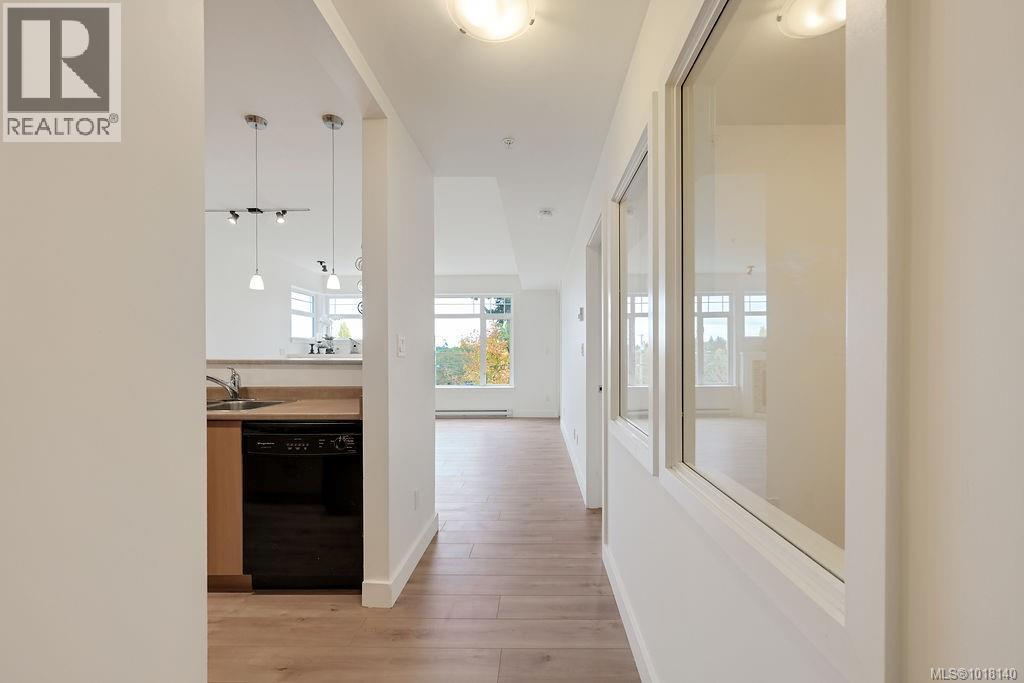 309d 1115 Craigflower Rd, Esquimalt, British Columbia  V9A 7R1 - Photo 8 - 1018140