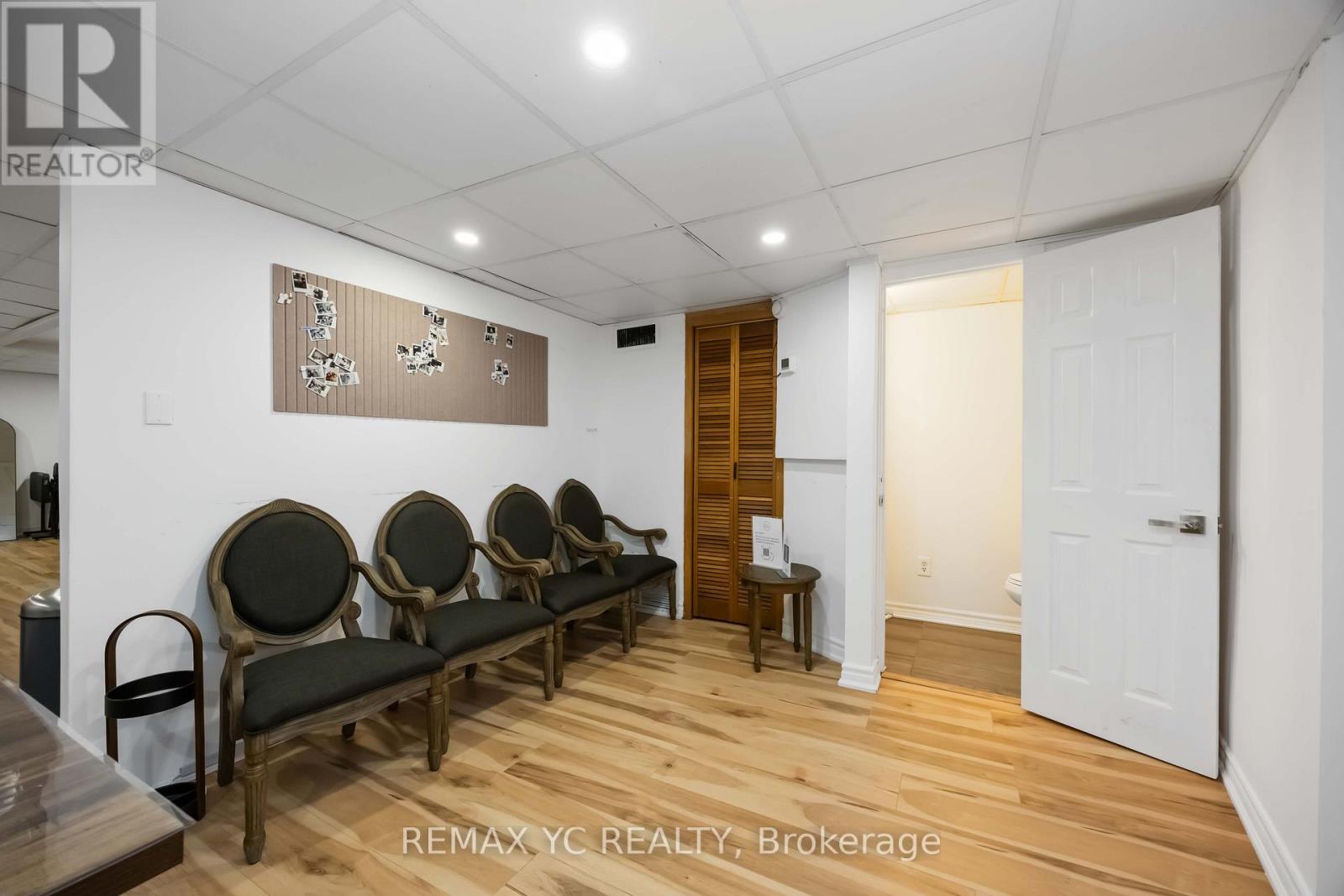 2nd Floor - 4864 Yonge Street, Toronto (Lansing-Westgate), Ontario  M2N 5N2 - Photo 15 - C12474650