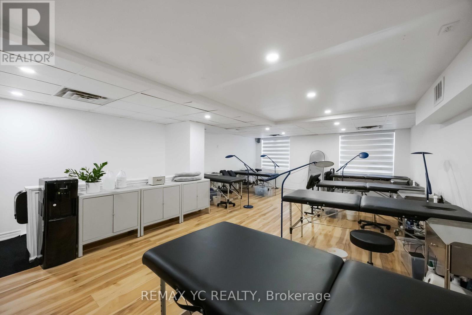 2nd Floor - 4864 Yonge Street, Toronto (Lansing-Westgate), Ontario  M2N 5N2 - Photo 9 - C12474650