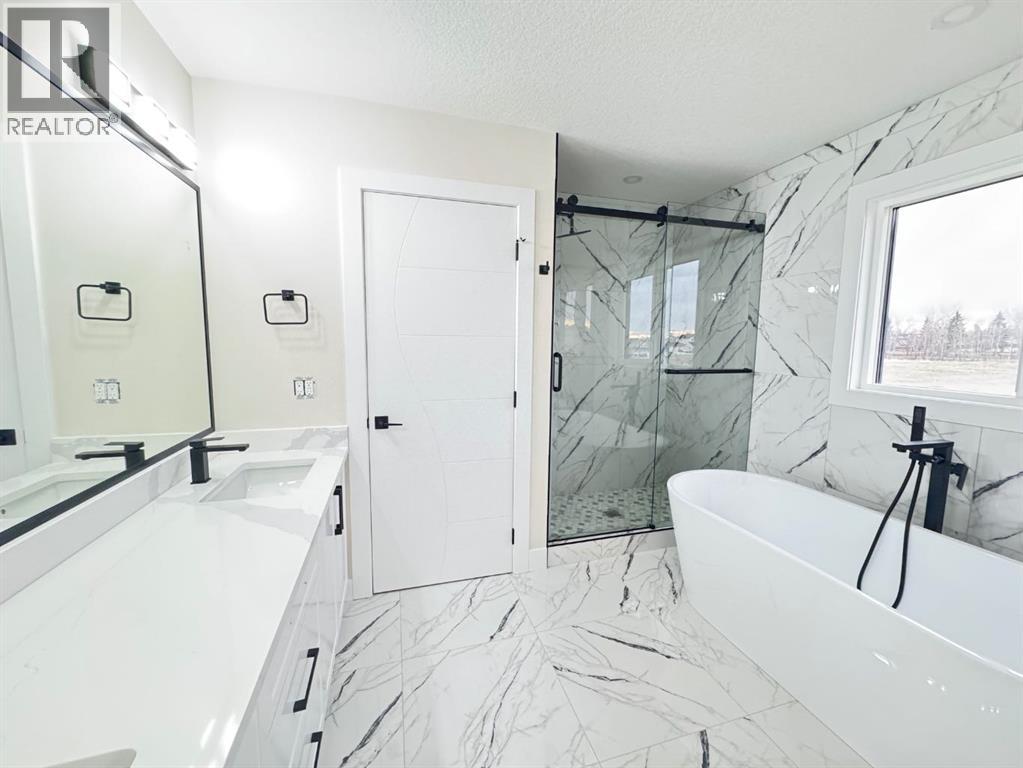 709 Mandalay Avenue, Carstairs, Alberta  T0M 0N0 - Photo 14 - A2265417