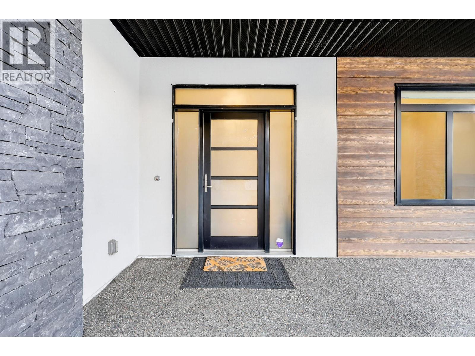 135 Echo Ridge Drive, Kelowna, British Columbia  V1V 0C9 - Photo 4 - 10365999