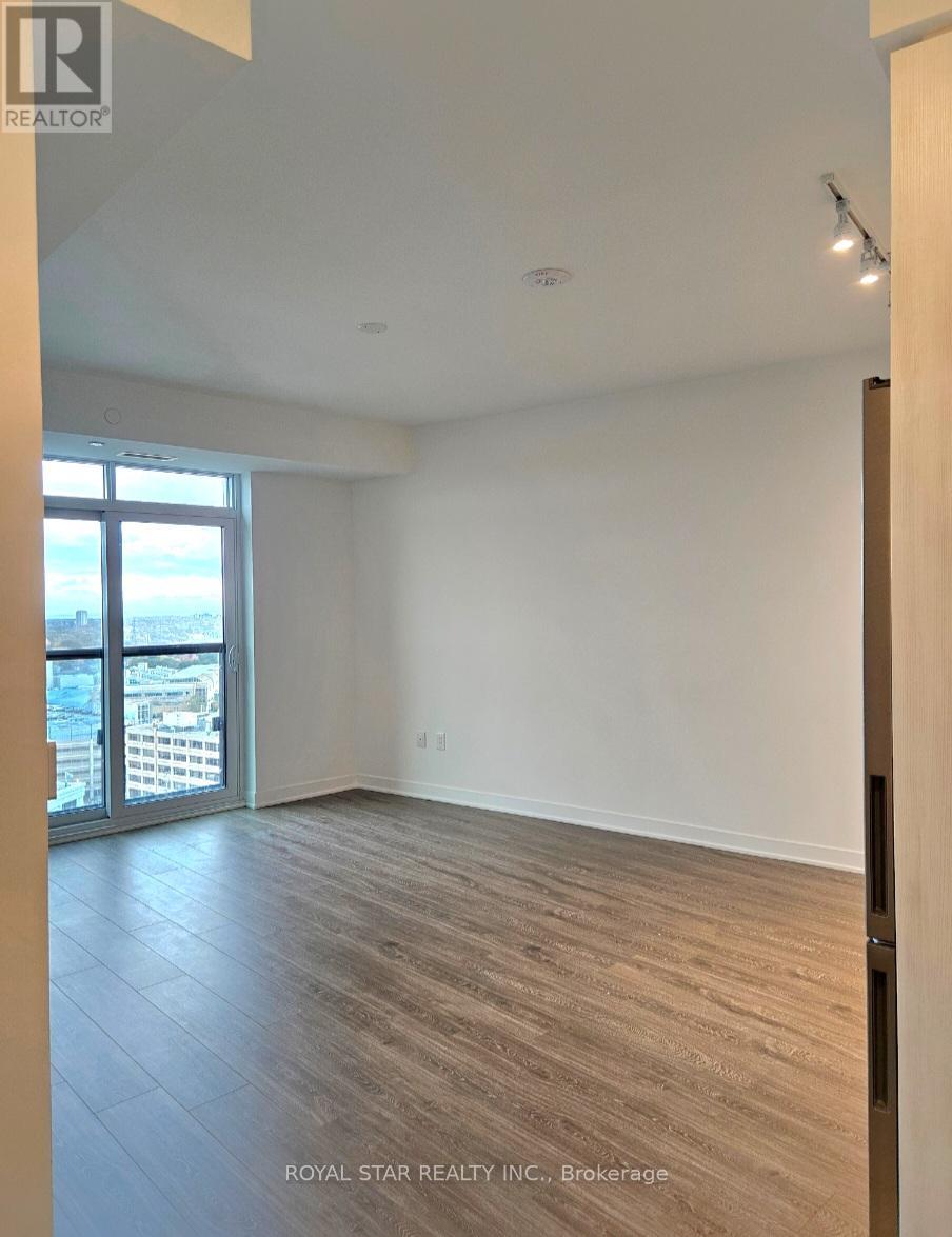 1713 - 2495 Eglinton Avenue W, Mississauga, Ontario  L5M 2T2 - Photo 11 - W12479118