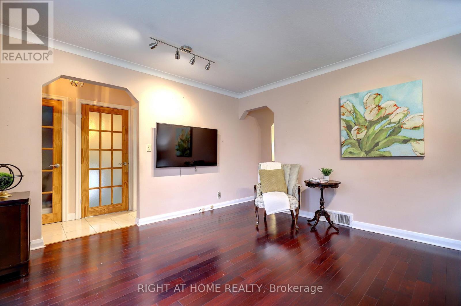 56 Cynthia Road, Toronto, Ontario  M6N 2P9 - Photo 12 - W12479120