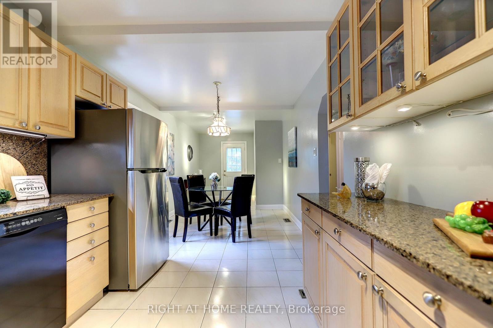 56 Cynthia Road, Toronto, Ontario  M6N 2P9 - Photo 14 - W12479120