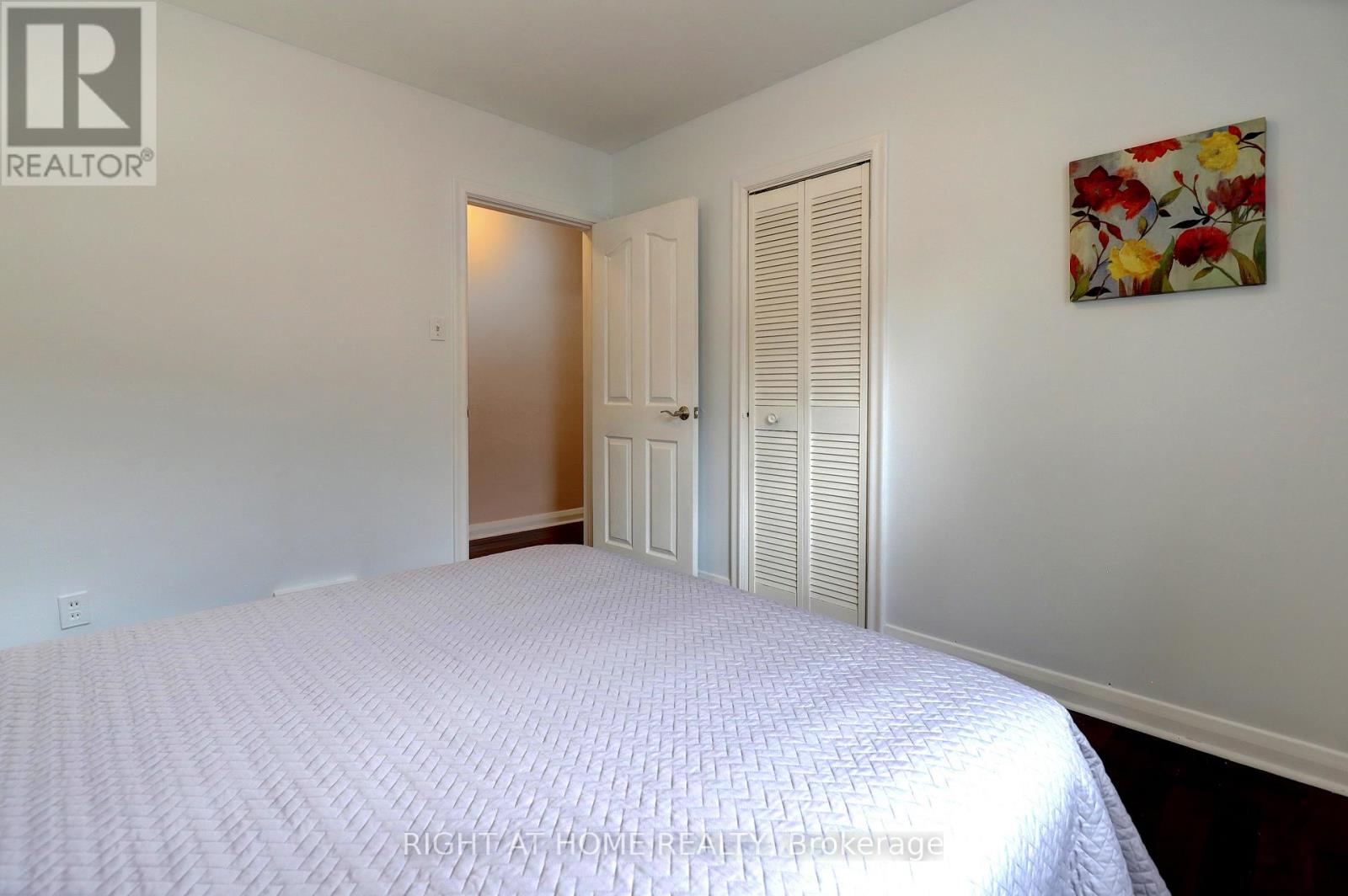 56 Cynthia Road, Toronto, Ontario  M6N 2P9 - Photo 24 - W12479120