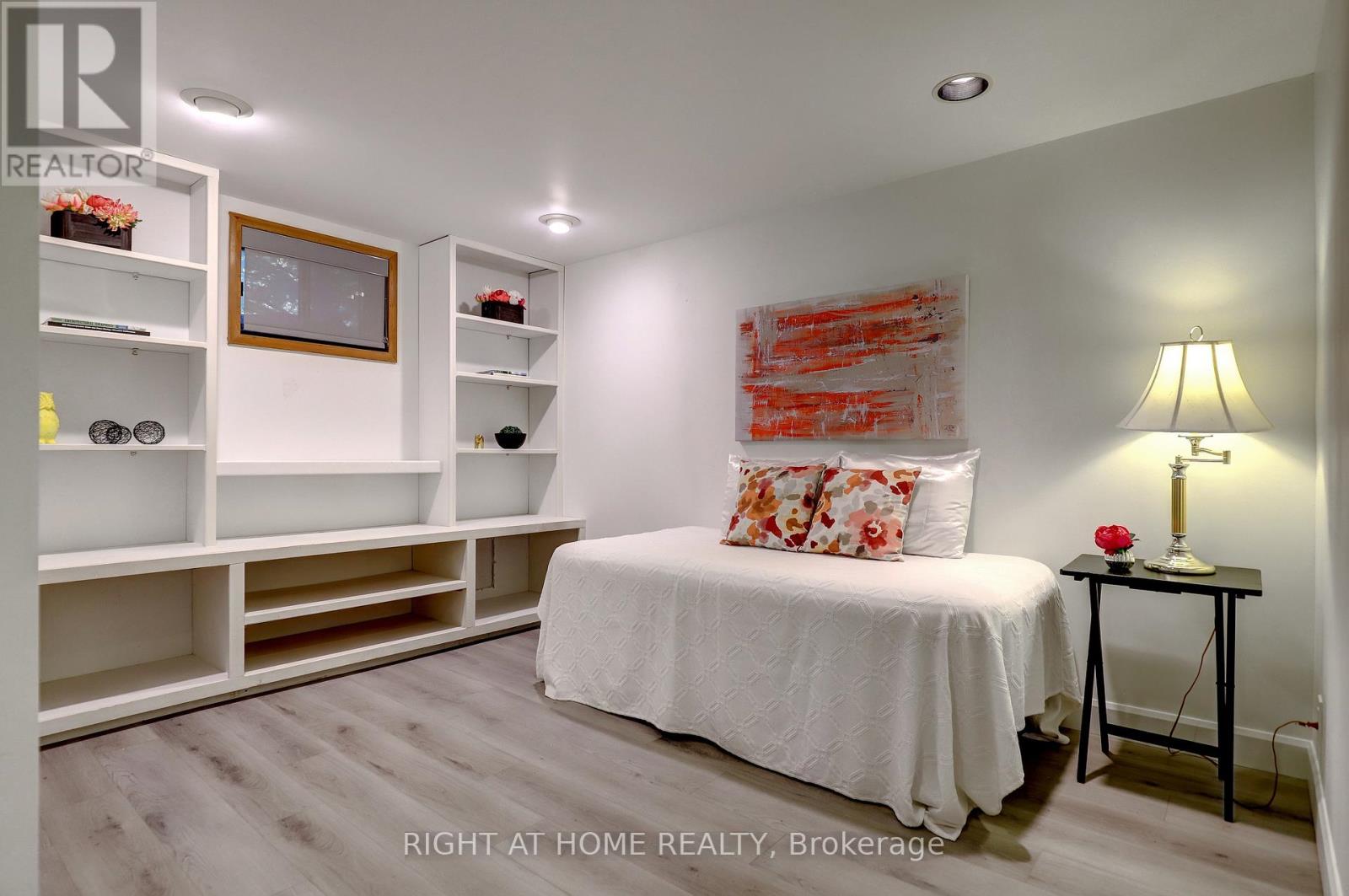 56 Cynthia Road, Toronto, Ontario  M6N 2P9 - Photo 31 - W12479120