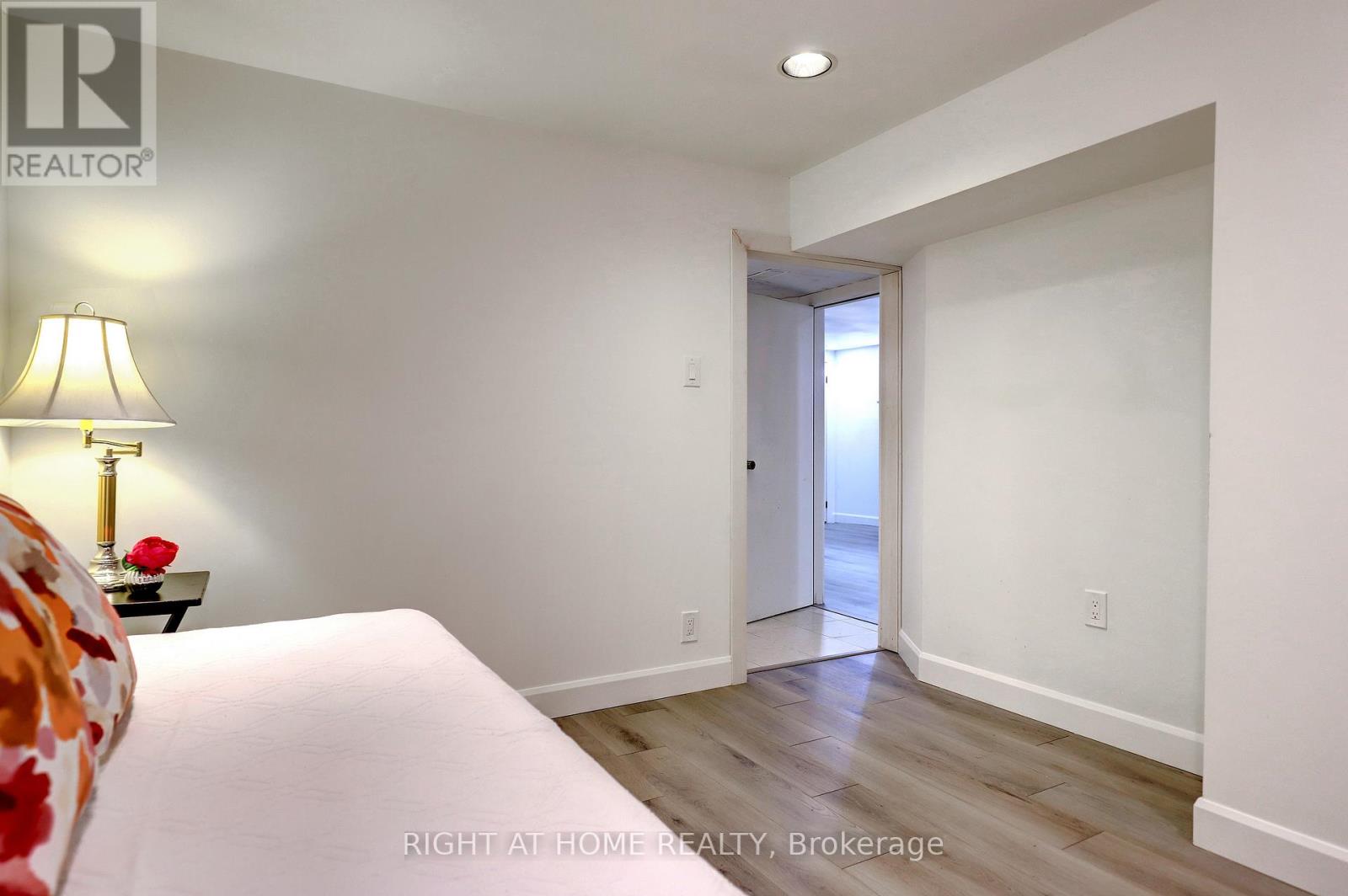 56 Cynthia Road, Toronto, Ontario  M6N 2P9 - Photo 33 - W12479120