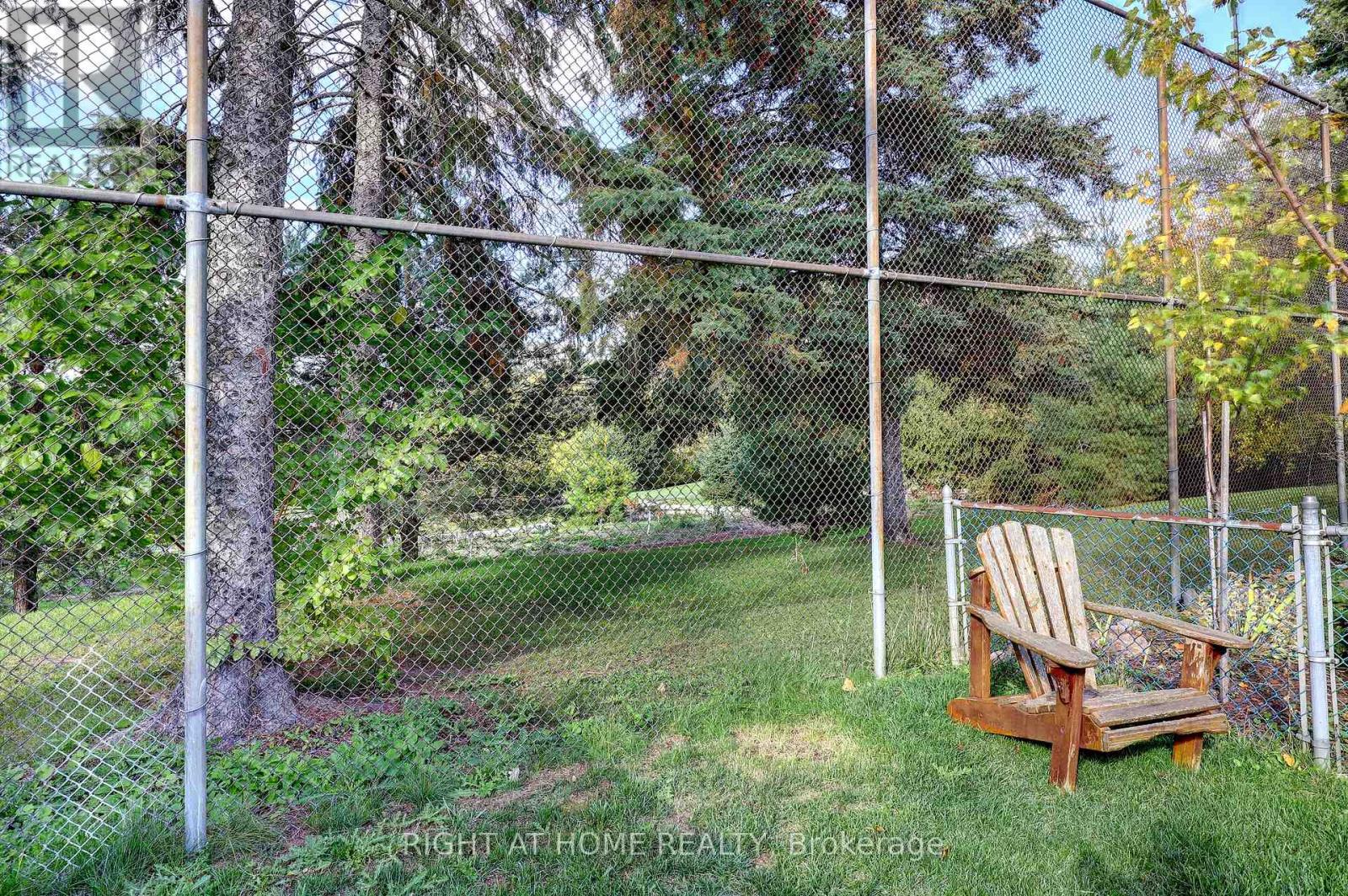 56 Cynthia Road, Toronto, Ontario  M6N 2P9 - Photo 45 - W12479120
