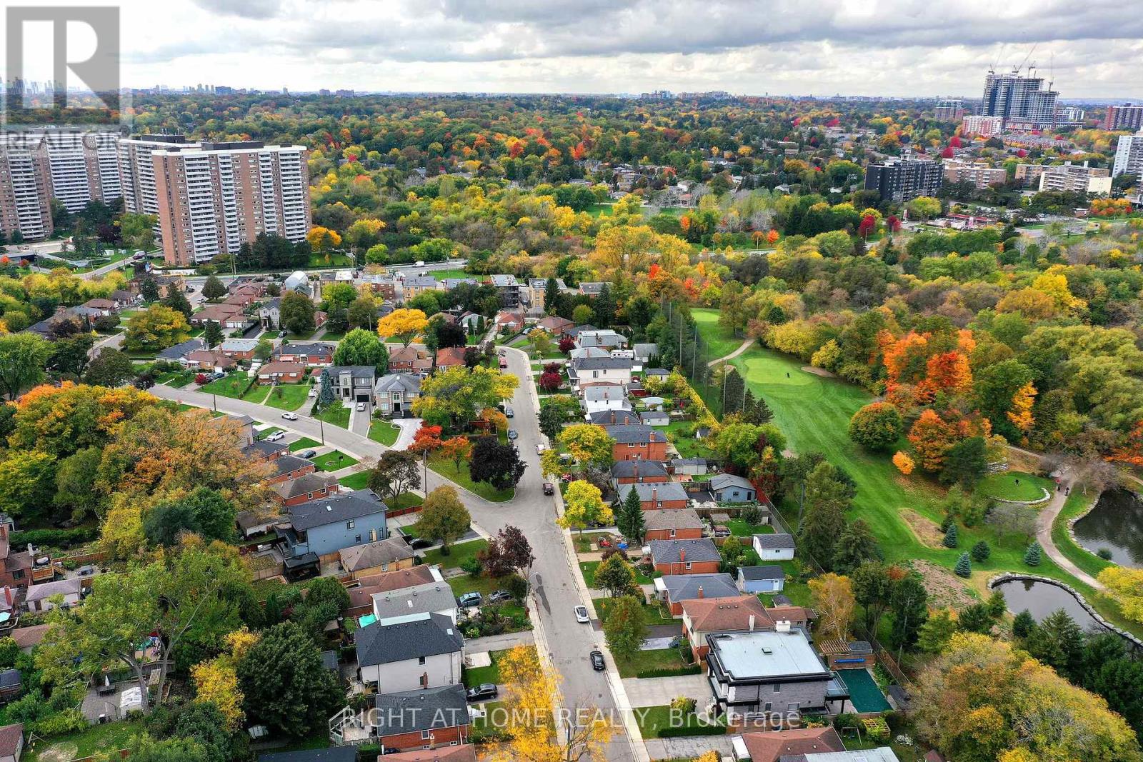 56 Cynthia Road, Toronto, Ontario  M6N 2P9 - Photo 48 - W12479120