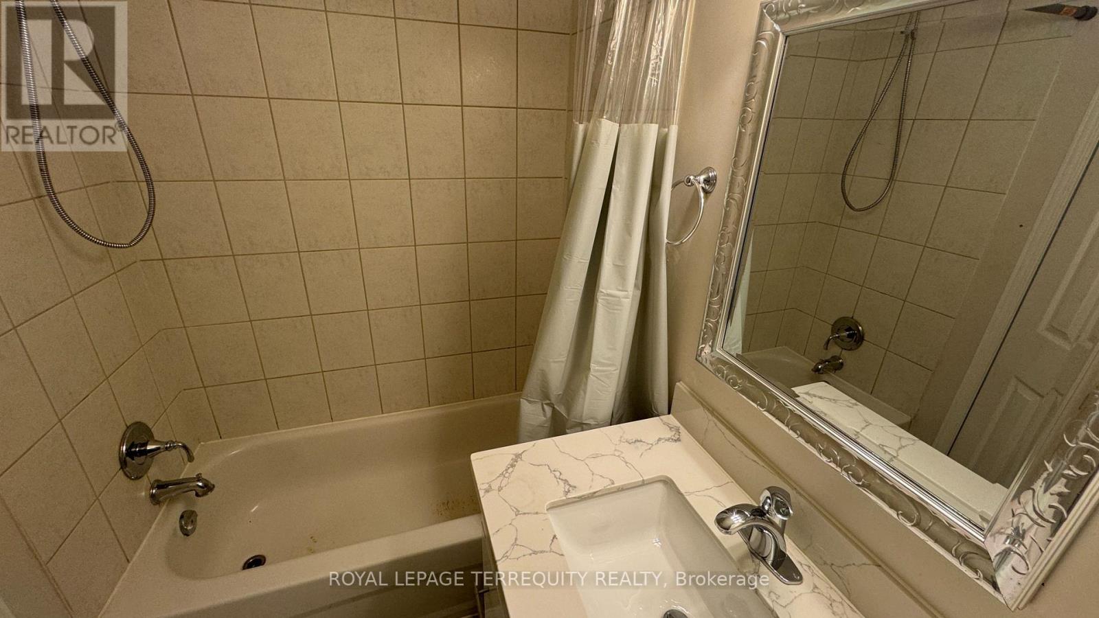 Bsmt - 5464 Tenth Line W, Mississauga, Ontario  L5M 0G5 - Photo 11 - W12479140