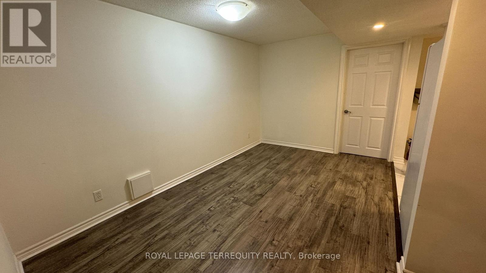 Bsmt - 5464 Tenth Line W, Mississauga, Ontario  L5M 0G5 - Photo 3 - W12479140