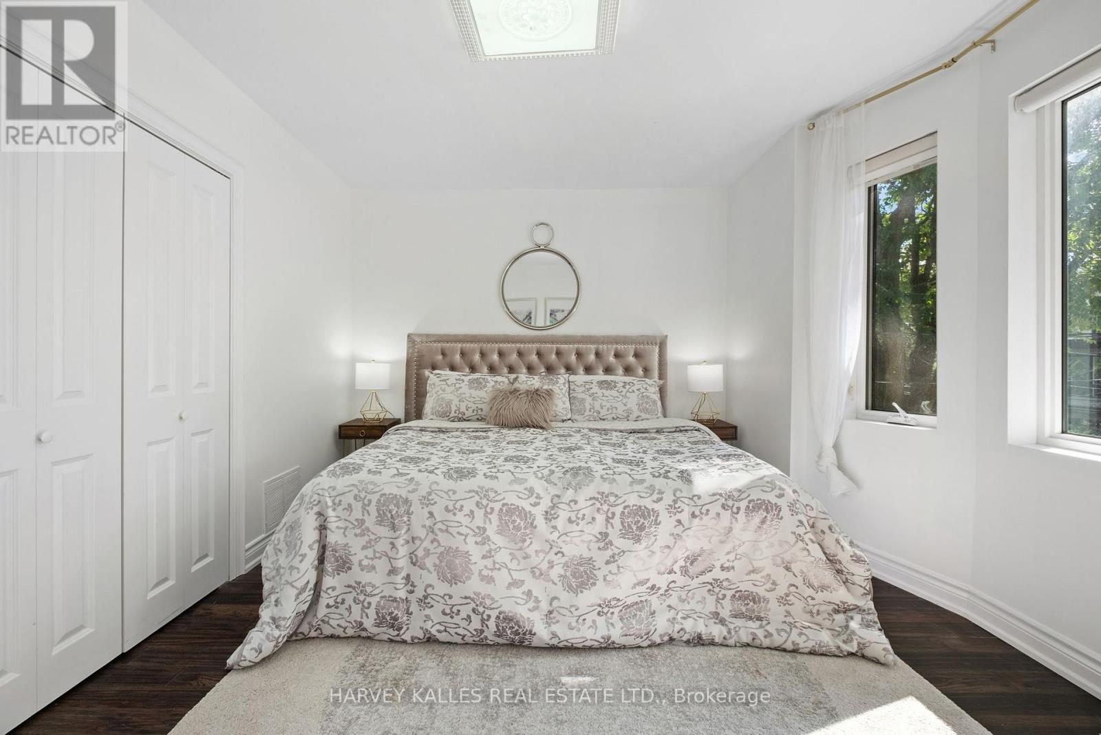 Main & 2nd - 198 Yarmouth Road, Toronto, Ontario  M6G 1X4 - Photo 22 - W12479151