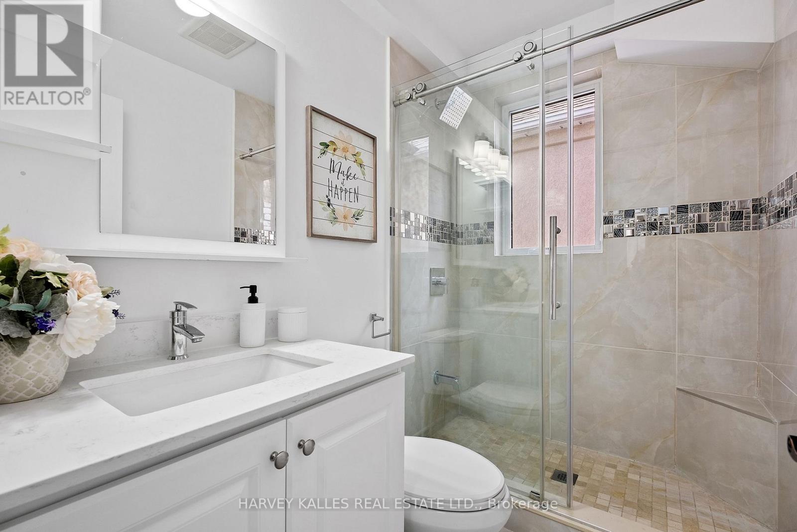 Main & 2nd - 198 Yarmouth Road, Toronto, Ontario  M6G 1X4 - Photo 25 - W12479151