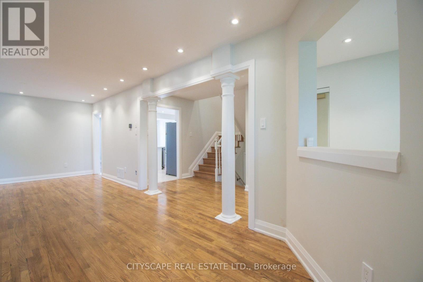 43 Vintage Gate, Brampton, Ontario  L6X 5C2 - Photo 5 - W12479152