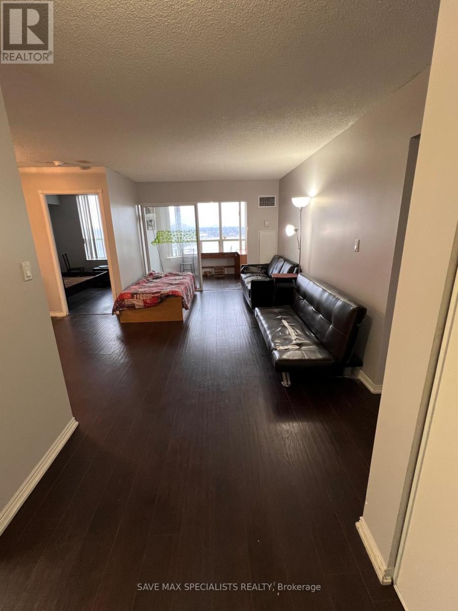 1214 - 135 Hillcrest Avenue, Mississauga, Ontario  L5B 4B1 - Photo 4 - W12479153
