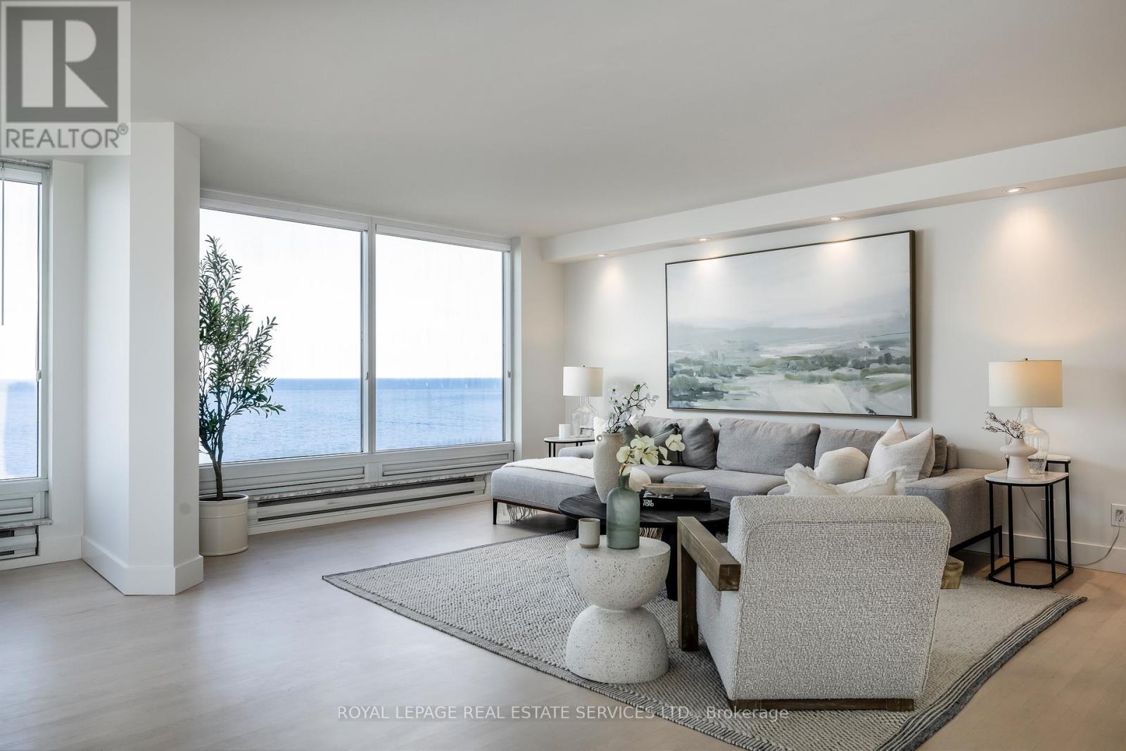 1203 - 1 Palace Pier Court, Toronto, Ontario  M8V 3W9 - Photo 2 - W12479154