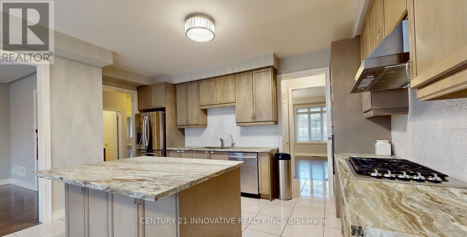 5464 Meadowcrest Avenue, Mississauga, Ontario  L5M 0V7 - Photo 6 - W12479162