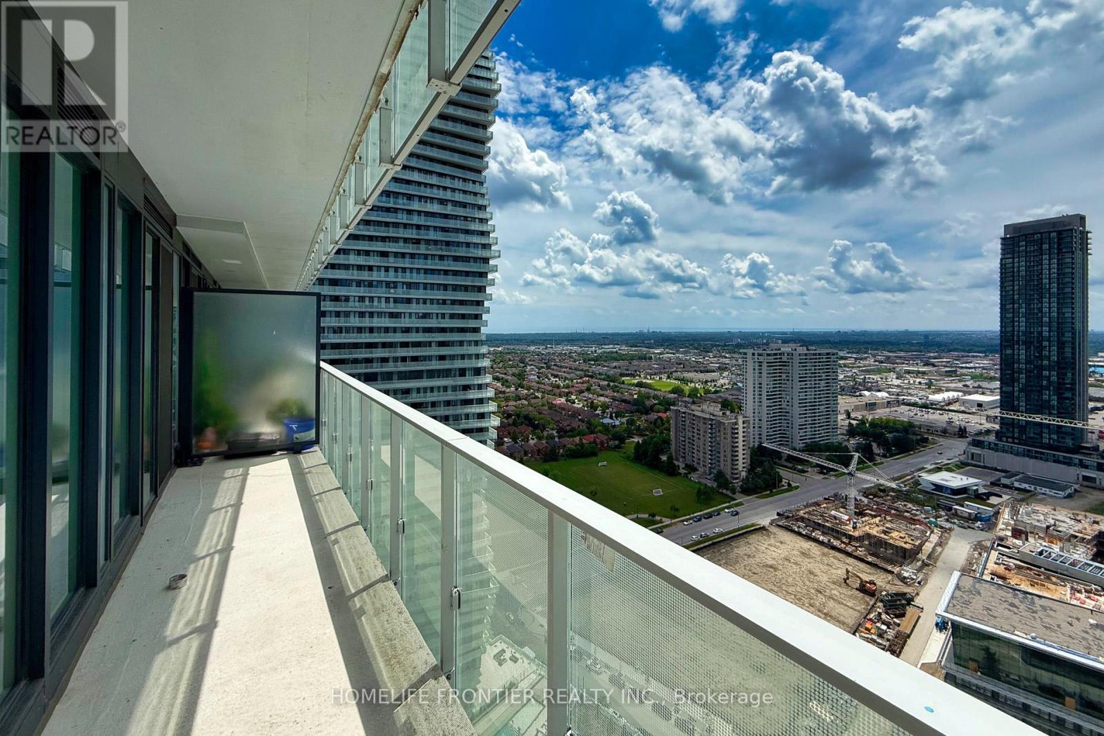 2807 - 3900 Confederation Parkway, Mississauga (City Centre), Ontario  L5B 0M3 - Photo 22 - W12473441