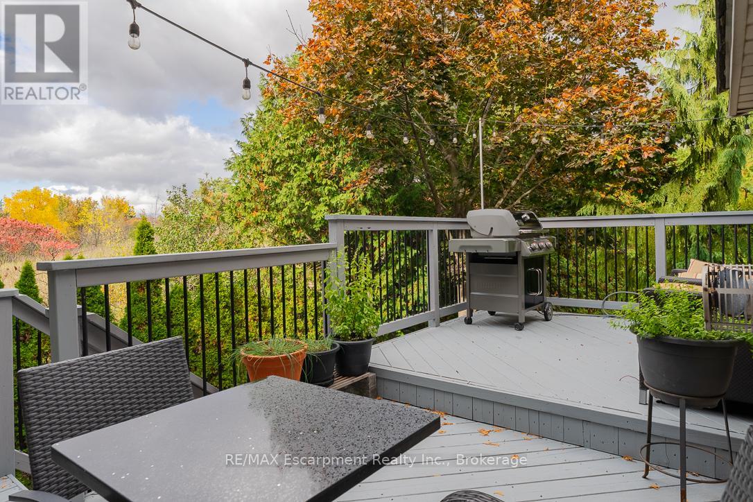 2357 Woodfield Road, Oakville, Ontario  L6H 6Y6 - Photo 28 - W12479267