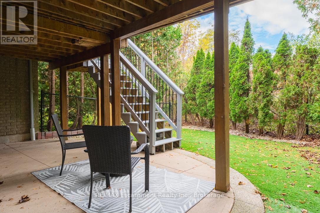 2357 Woodfield Road, Oakville, Ontario  L6H 6Y6 - Photo 29 - W12479267