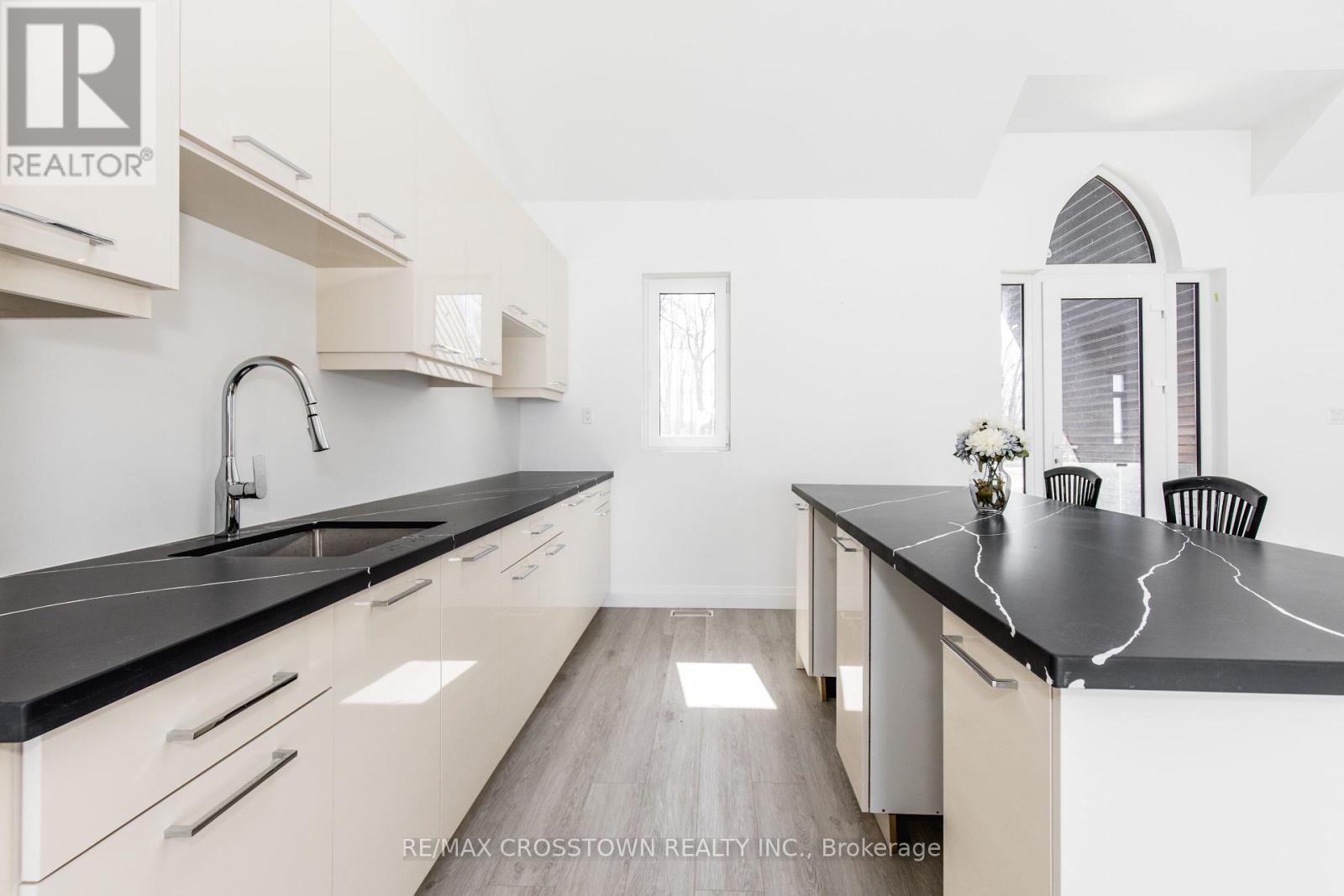 178 Moores Beach Road, Georgina, Ontario  L0E 1N0 - Photo 29 - N12060338