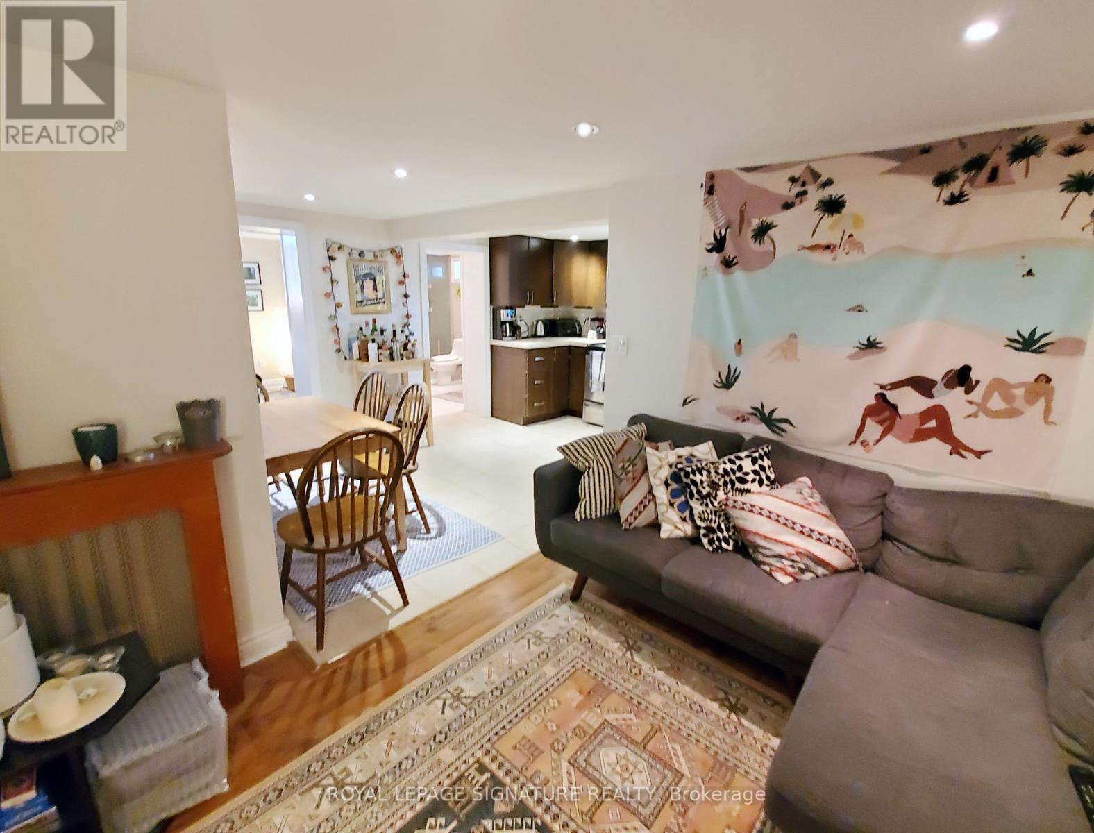 6 Brandon Avenue, Toronto, Ontario  M6H 2C9 - Photo 21 - W12478358