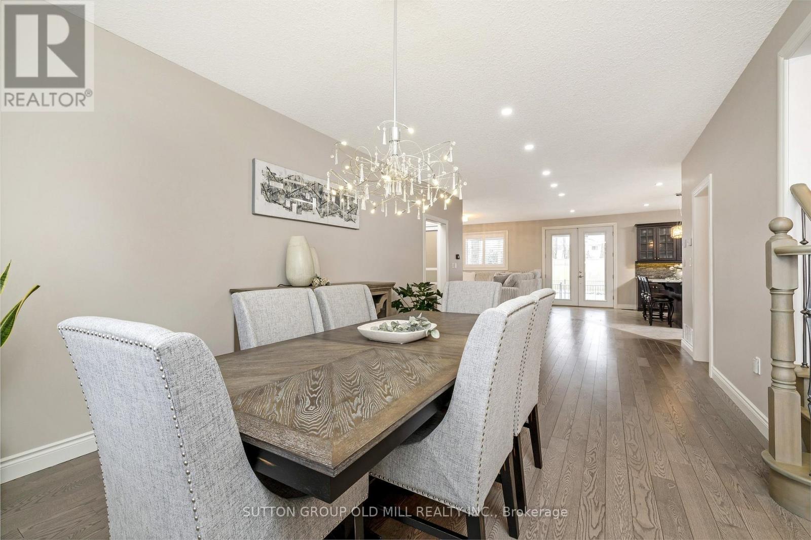 17 Miller Drive, Hamilton, Ontario  L9G 2H9 - Photo 18 - X12479121