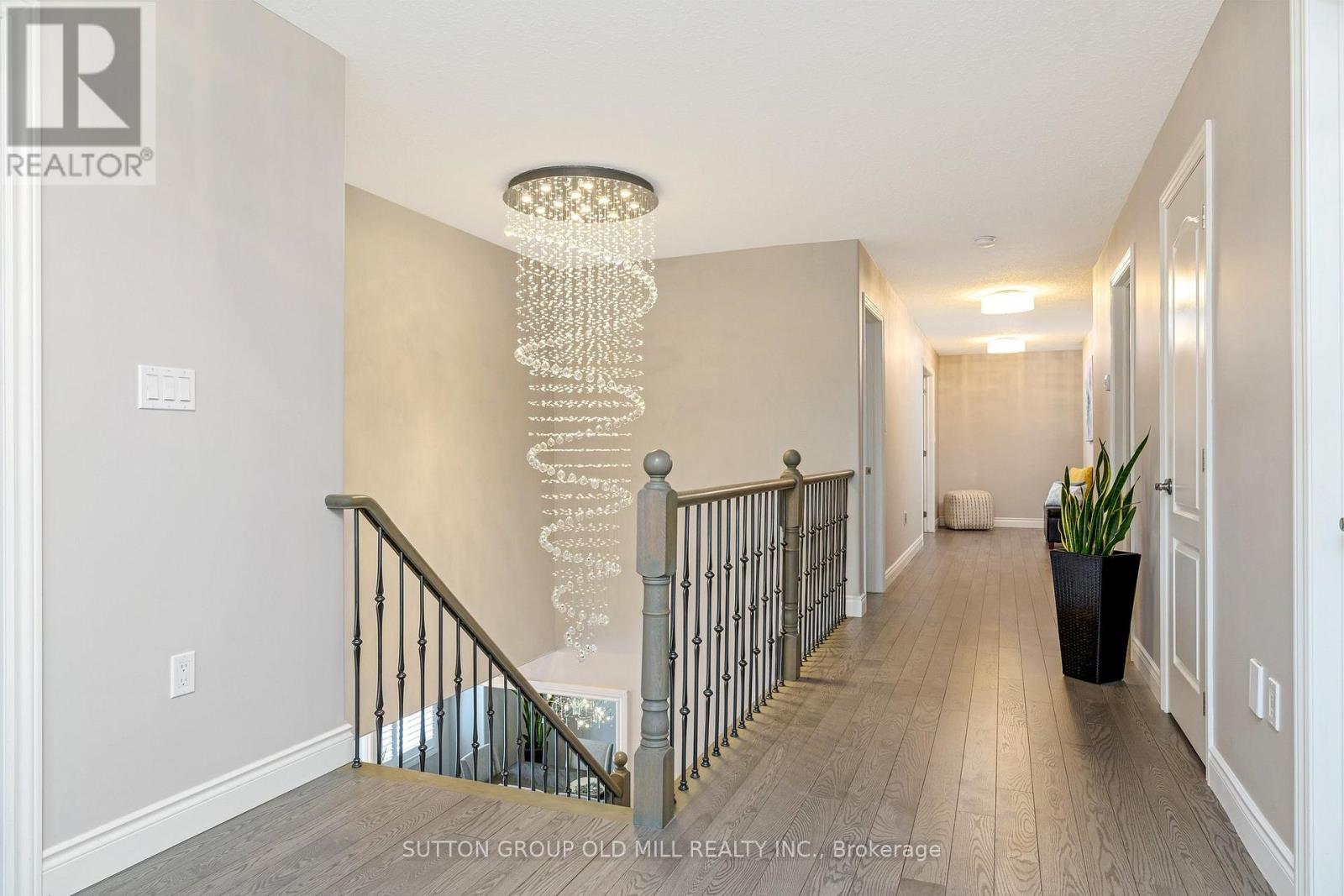17 Miller Drive, Hamilton, Ontario  L9G 2H9 - Photo 23 - X12479121