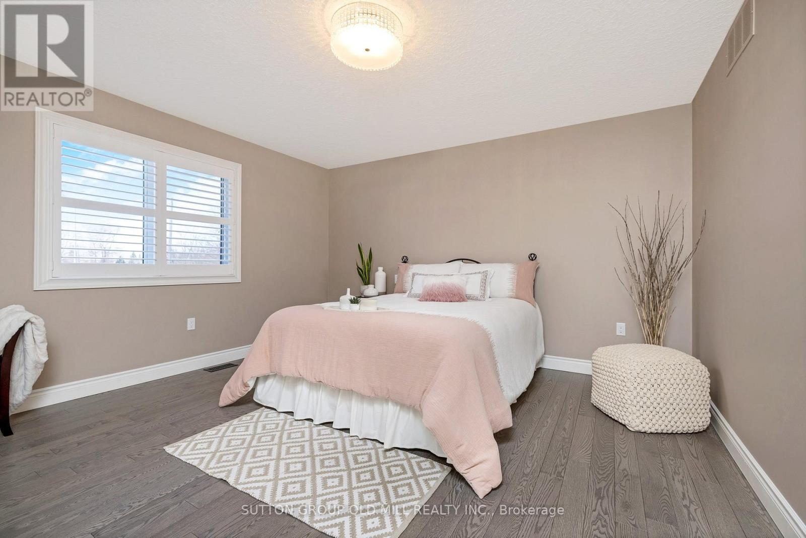 17 Miller Drive, Hamilton, Ontario  L9G 2H9 - Photo 33 - X12479121