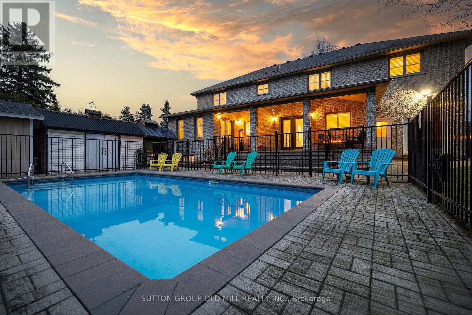 17 Miller Drive, Hamilton, Ontario  L9G 2H9 - Photo 46 - X12479121
