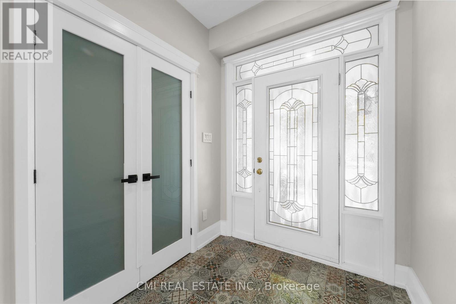 2172 Valenceville Crescent, Ottawa, Ontario  K4A 4K4 - Photo 3 - X12479126