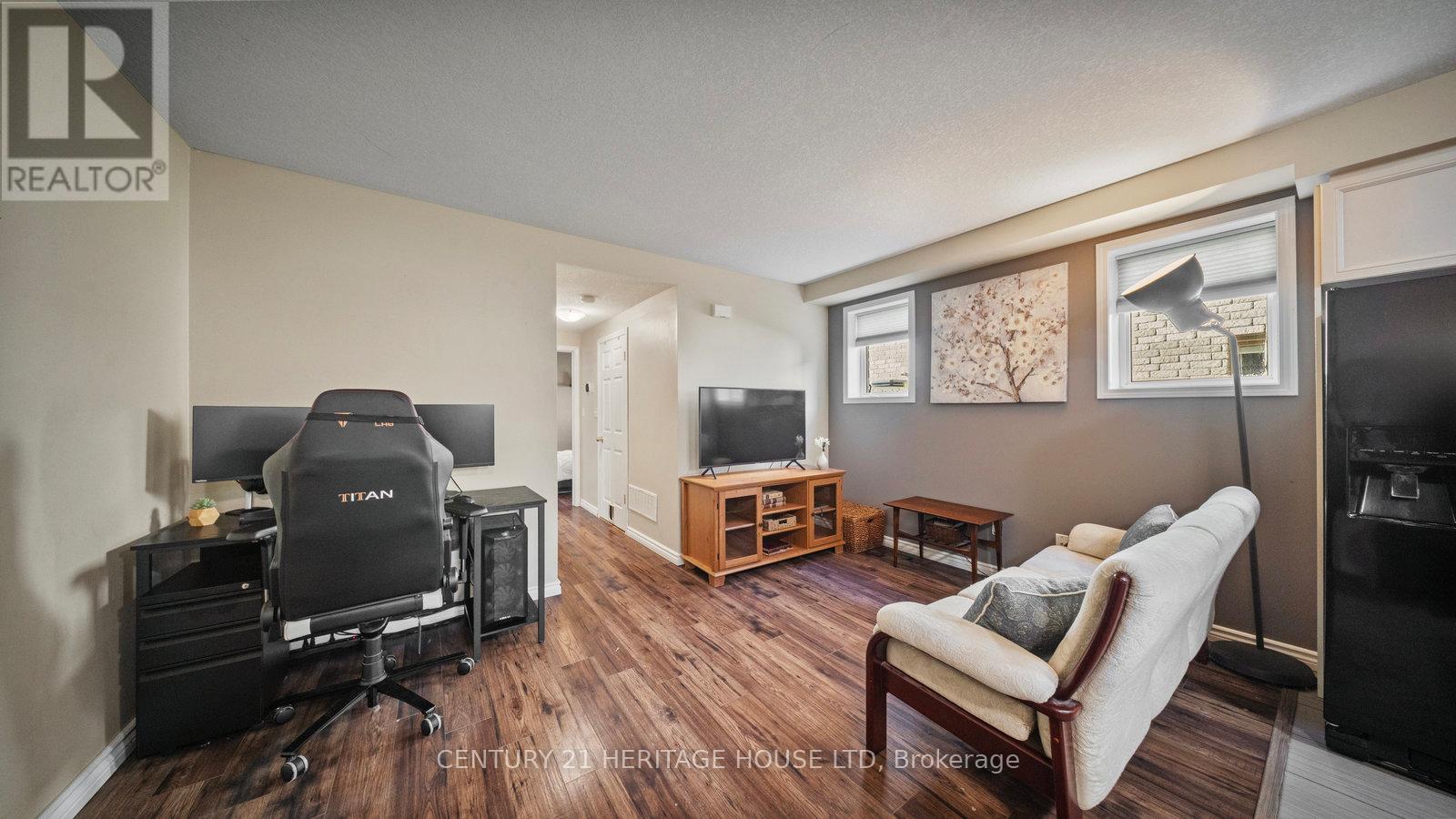 14d - 931 Glasgow Street, Kitchener, Ontario  N2N 0B6 - Photo 10 - X12479132
