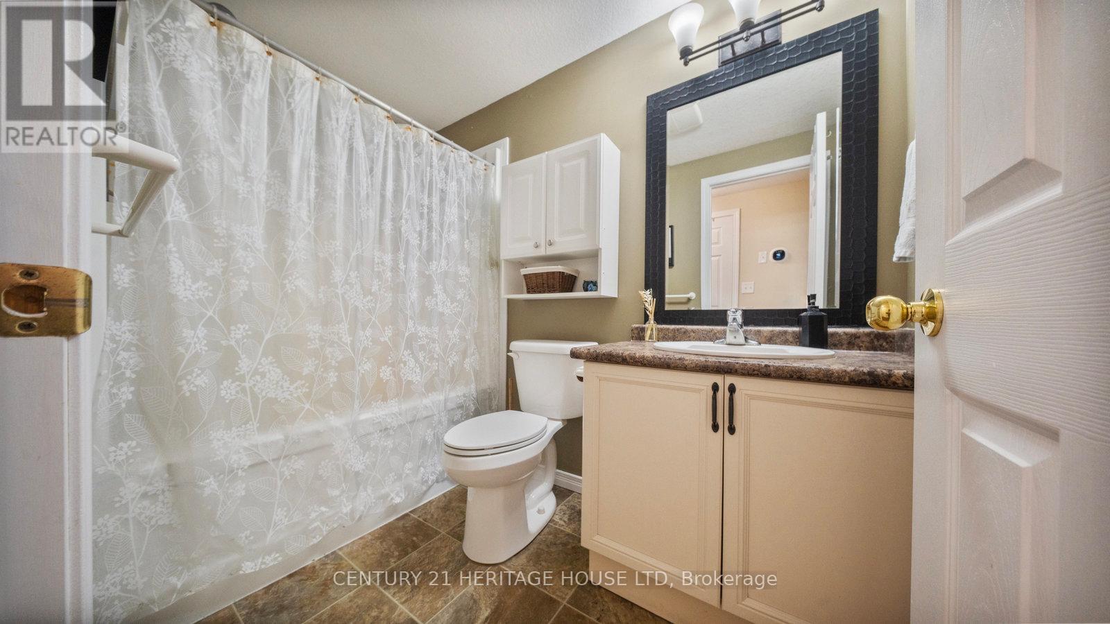 14d - 931 Glasgow Street, Kitchener, Ontario  N2N 0B6 - Photo 14 - X12479132