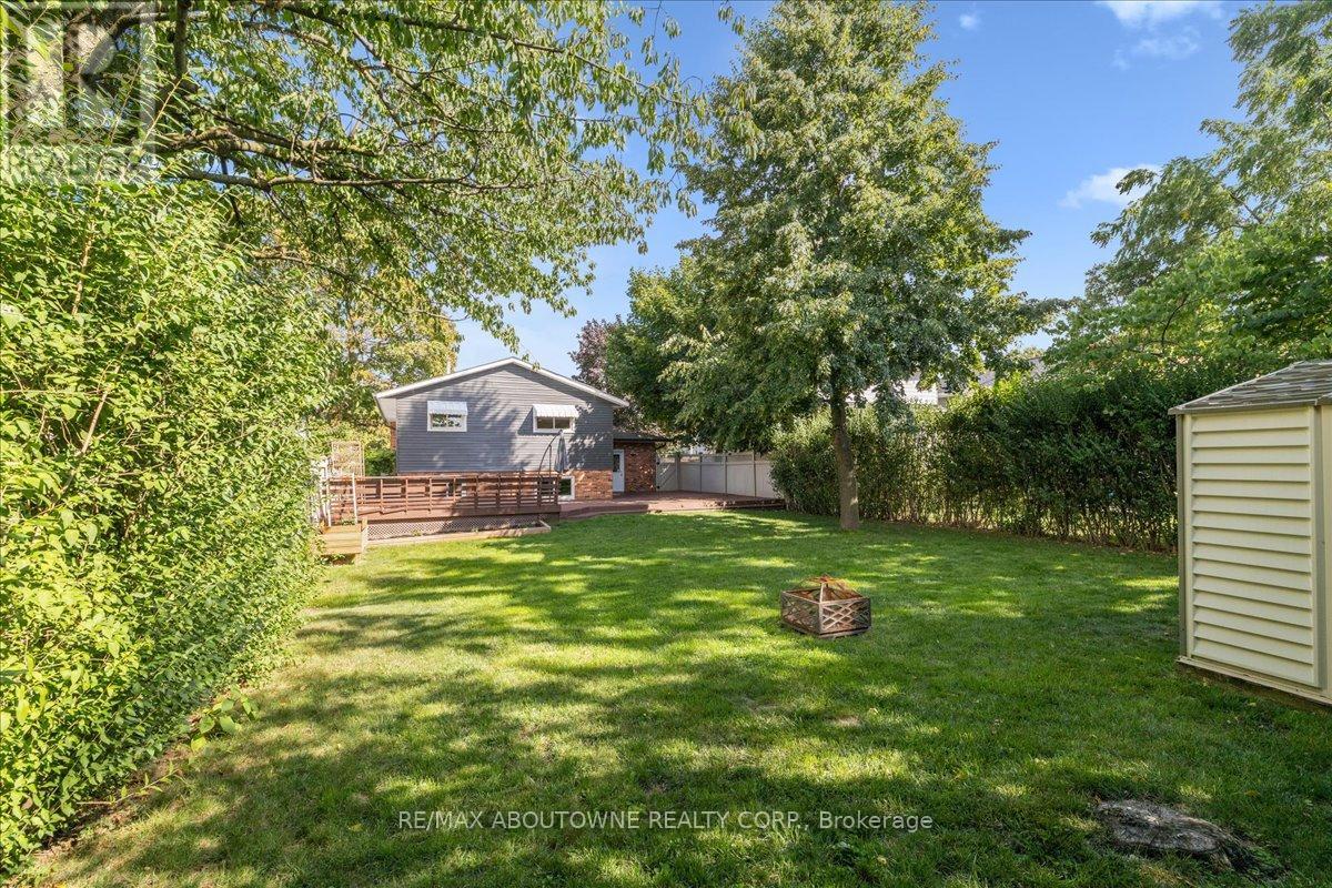 371 Park Road N, Grimsby, Ontario  L3M 2P6 - Photo 30 - X12479138