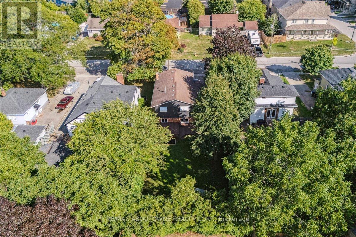 371 Park Road N, Grimsby, Ontario  L3M 2P6 - Photo 34 - X12479138