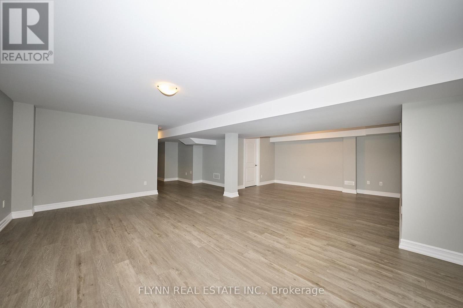 160 Anne Street, Niagara-On-The-Lake, Ontario  L0S 1J0 - Photo 32 - X12479150