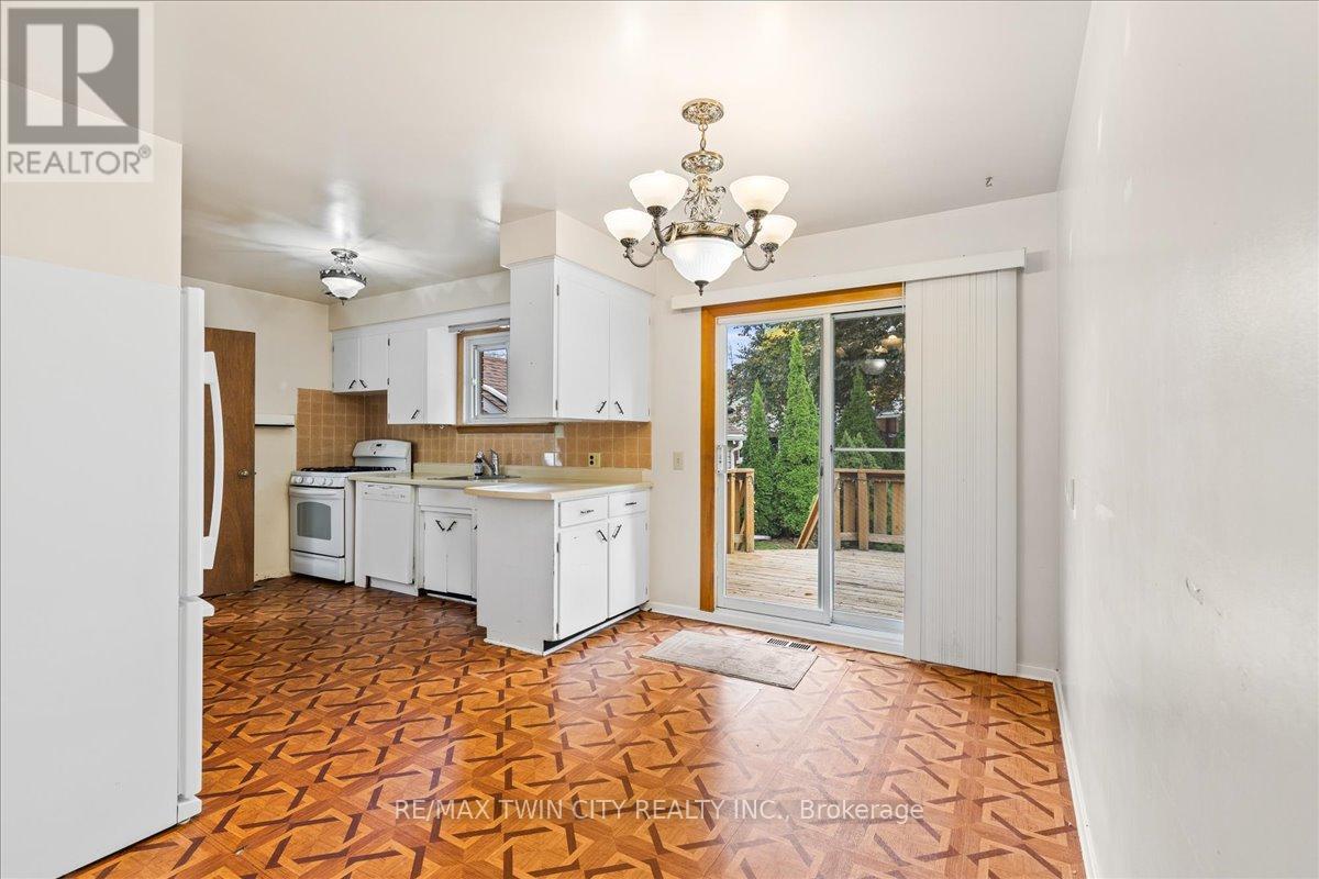 943 Winterhalt Avenue, Cambridge, Ontario  N3H 4J7 - Photo 15 - X12479176