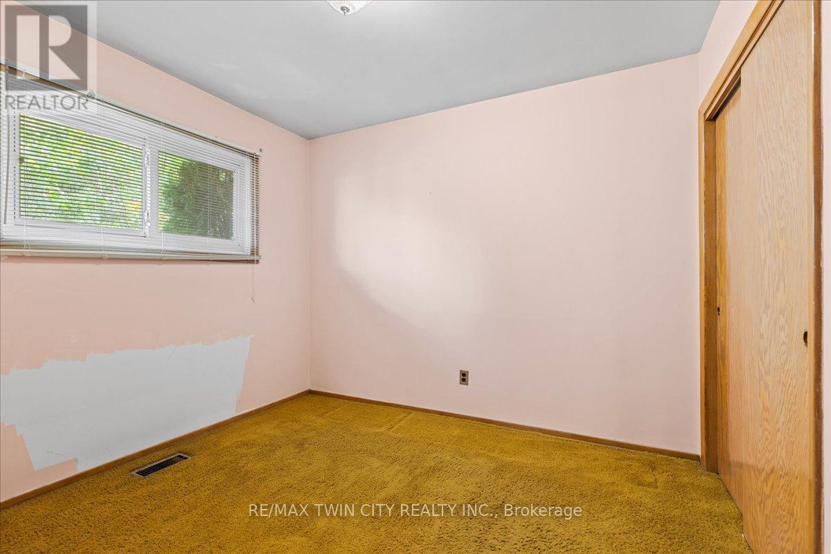 943 Winterhalt Avenue, Cambridge, Ontario  N3H 4J7 - Photo 18 - X12479176